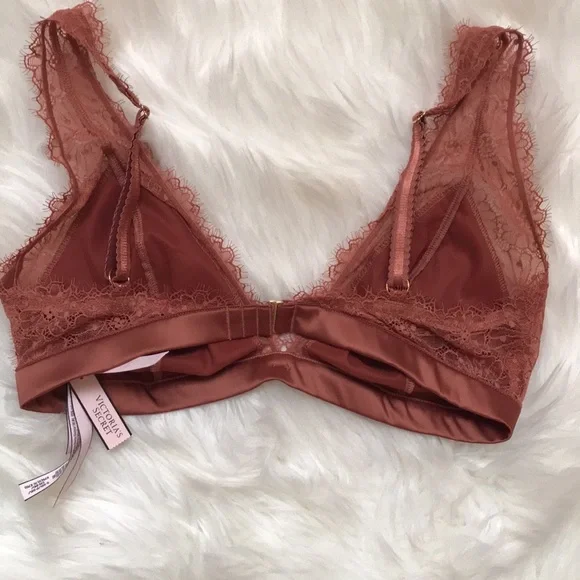 VICTORIA’S SECRET BRALETTE SET - Picture 6 of 11